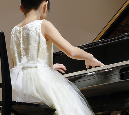 ���ް���