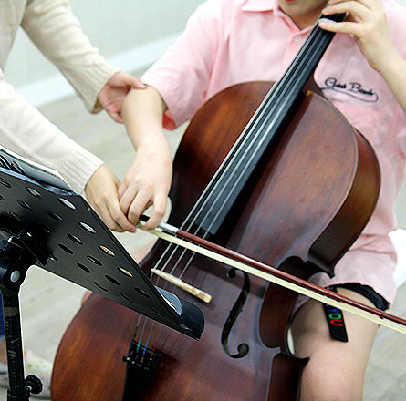 ���ʹݰ���