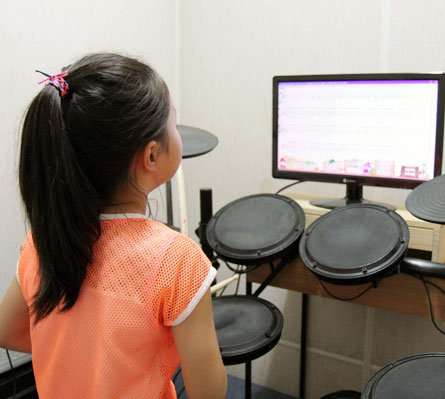 �巳 ���ʰ���